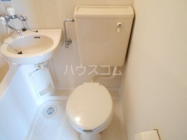 【プランニングバンクビル西院のトイレ】