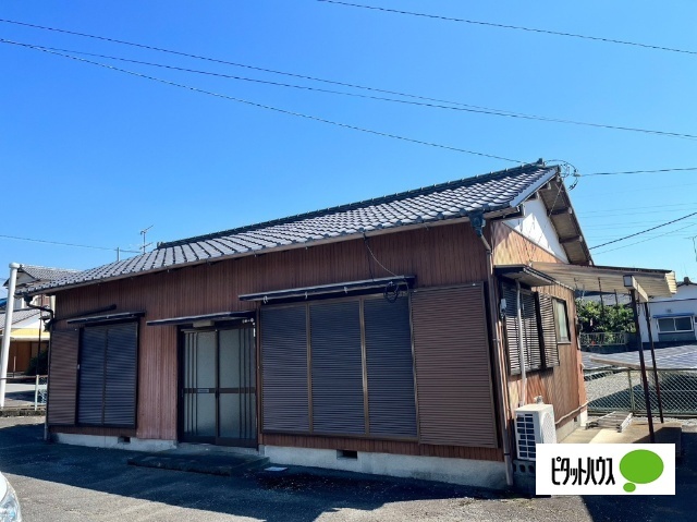 静岡県富士市伝法（一戸建）の賃貸物件の外観