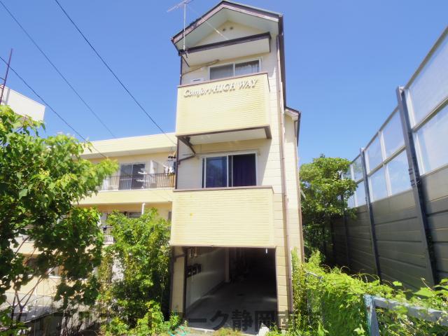 【静岡市駿河区小鹿のマンションの建物外観】