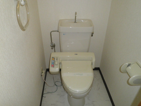 トイレ　シャルマンフジ東岸和田弐番館 　トイレ