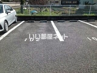 【さくらハイツの駐車場】