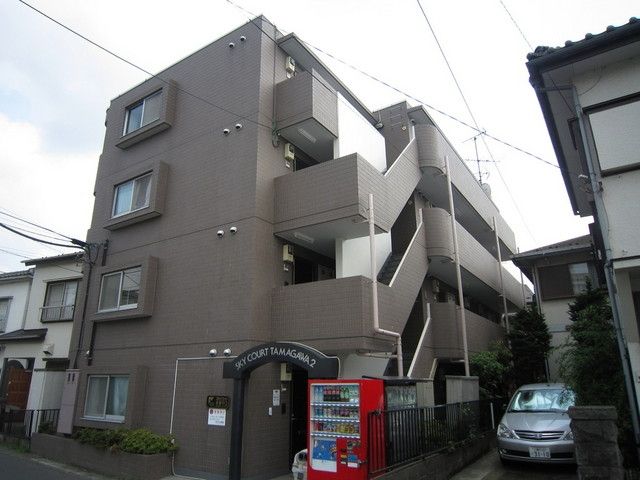 【川崎市多摩区菅のマンションの建物外観】