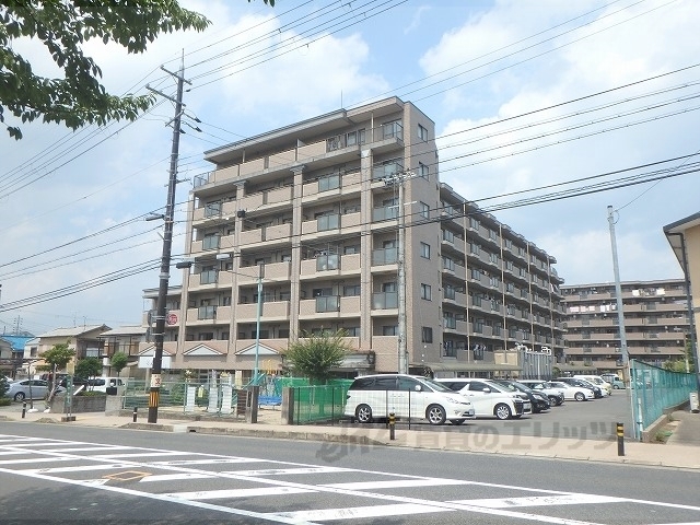 ラポート小林の建物外観