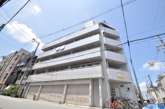 【大阪市福島区吉野のマンションの建物外観】