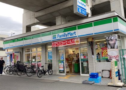 【大阪市阿倍野区桃ケ池町のアパートのコンビニ】