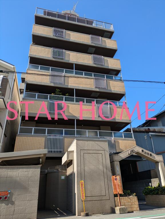 ノバカネイチ勝山公園の建物外観