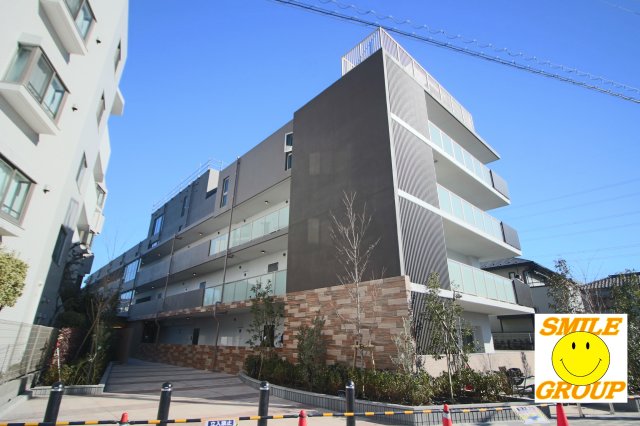 浦安市猫実のマンションの建物外観