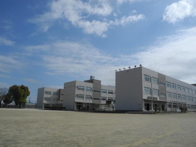 【クレール水神　A棟の小学校】