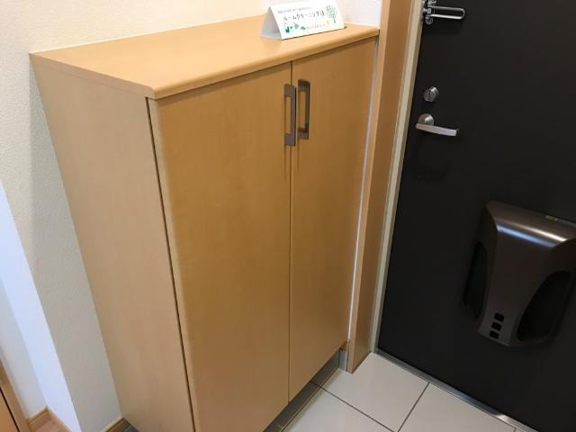 玄関　収納