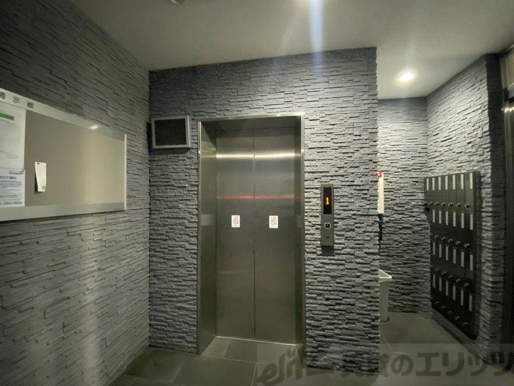 ロビー　エントランス