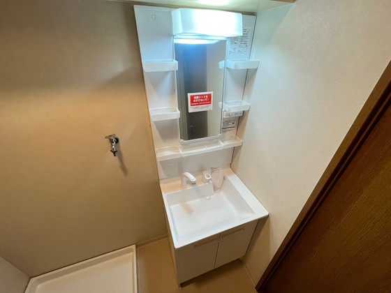 洗面設備　※別部屋の写真です