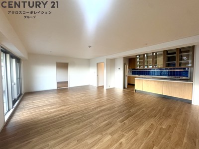 居室・リビング　25.7帖の広いLDK。