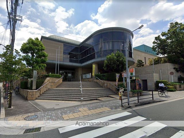 図書館　西南図書館（図書館）まで439m
