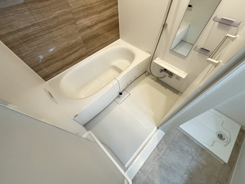 バス・シャワールーム　※同タイプ写真