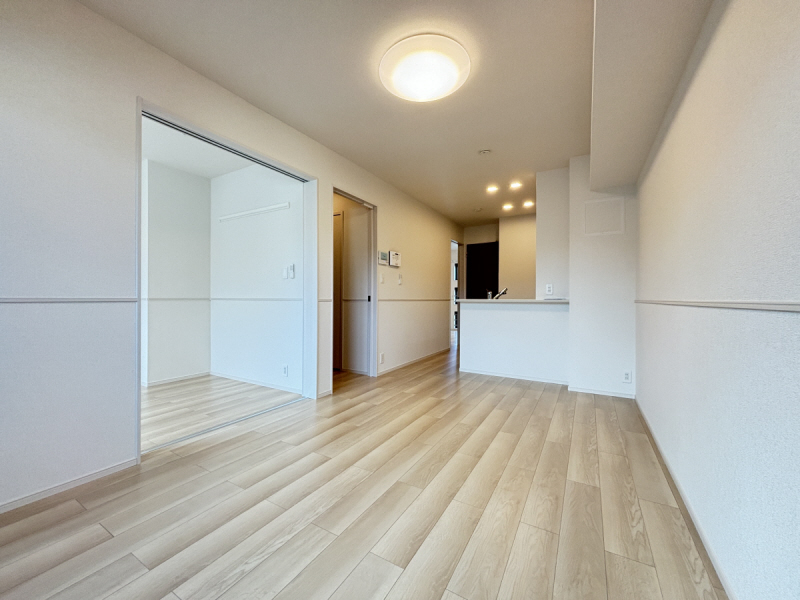 居室・リビング　※同タイプ写真