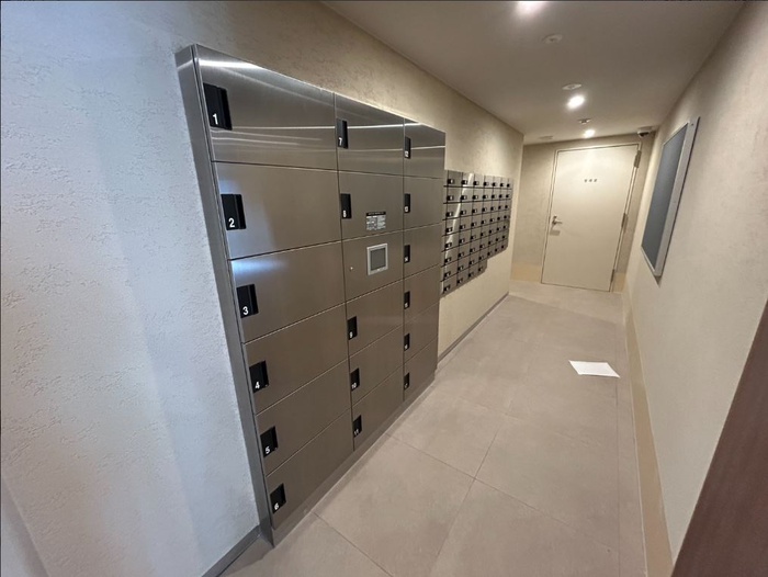 建物外観　建築中