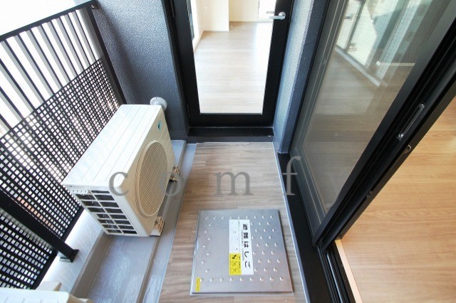 バルコニー　バルコニー