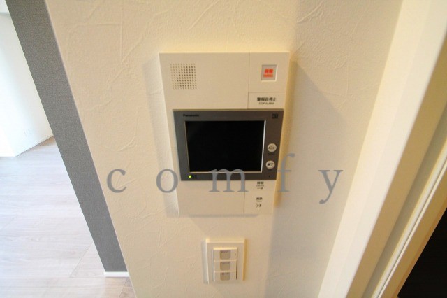 セキュリティ　モニター付きインターホン