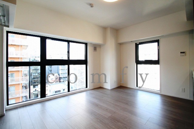 居室・リビング　リビングダイニング　同タイプ１０階の画像です。