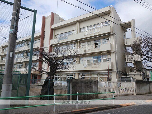 小学校　調布市立上ノ原小学校（小学校）まで417m