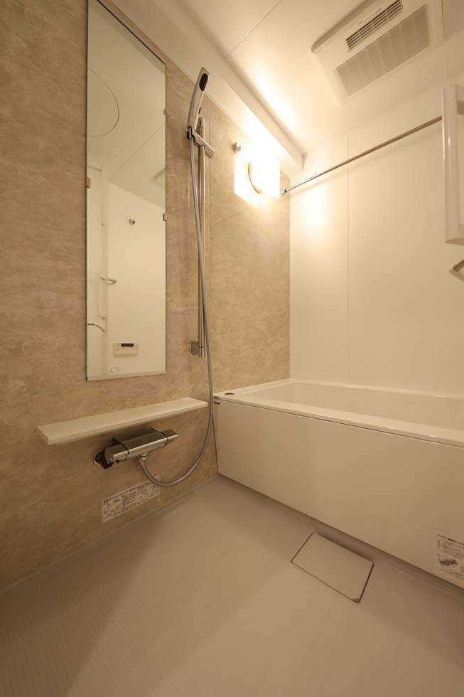 バス・シャワールーム