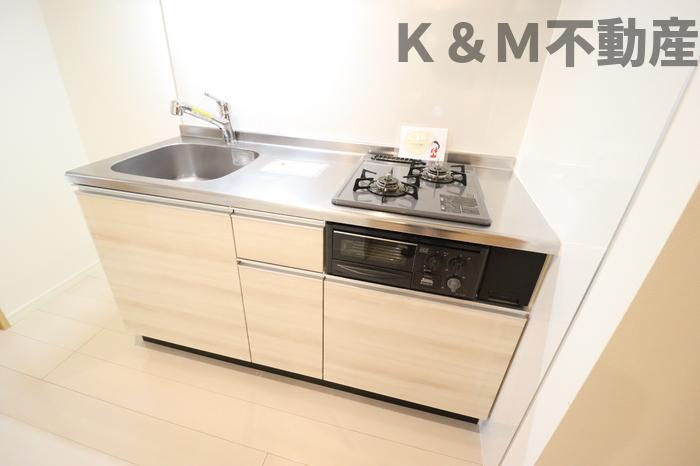 キッチン　コンパクトなキッチンで掃除もラクラク