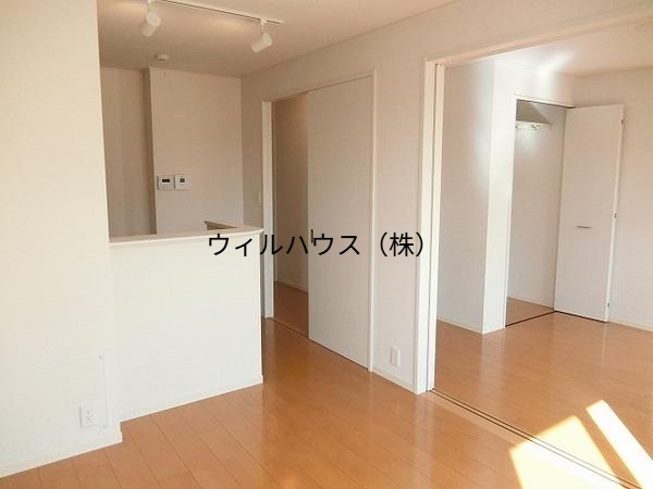 居室・リビング　広々としたリビング！