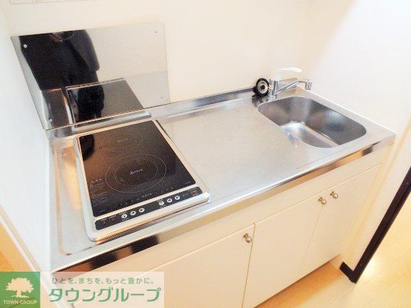 キッチン　電気コンロ2口付き