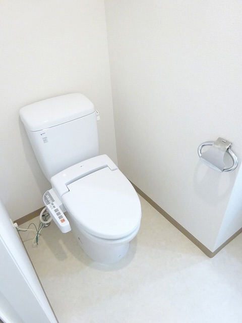 トイレ　シャワートイレ