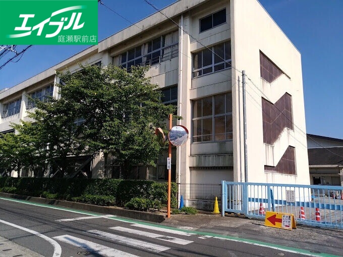 小学校　倉敷市立庄小学校（小学校）まで2045m