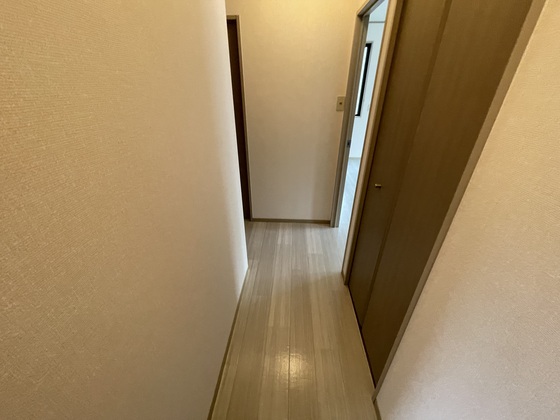 玄関　※別部屋の写真です