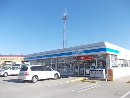 コンビニ　ローソン（コンビニ）まで700m