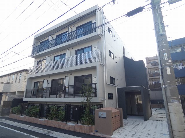 建物外観　インターネット無料のマンションです。
