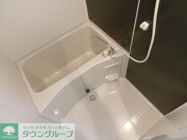 バス・シャワールーム　アクセントパネルがオシャレです