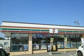 コンビニ　セブンイレブン神楽岡１４条店（コンビニ）まで1400m