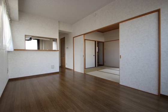 居室・リビング　※別のお部屋のお写真です