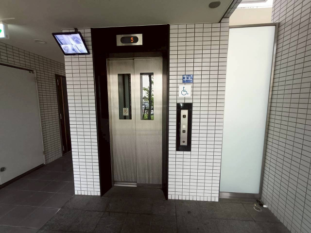 ロビー