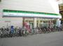 コンビニ　ファミリーマート 布施足代北店（コンビニ）まで493m