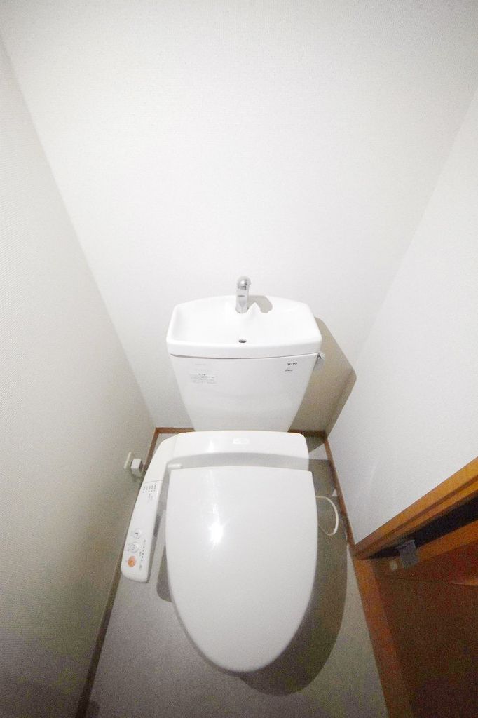 レオパレスサンハイム岩切IIのトイレ写真