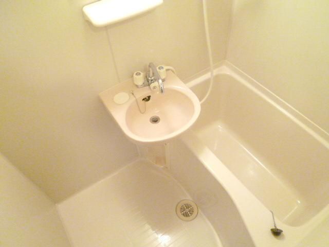 バス・シャワールーム　別部屋参考写真