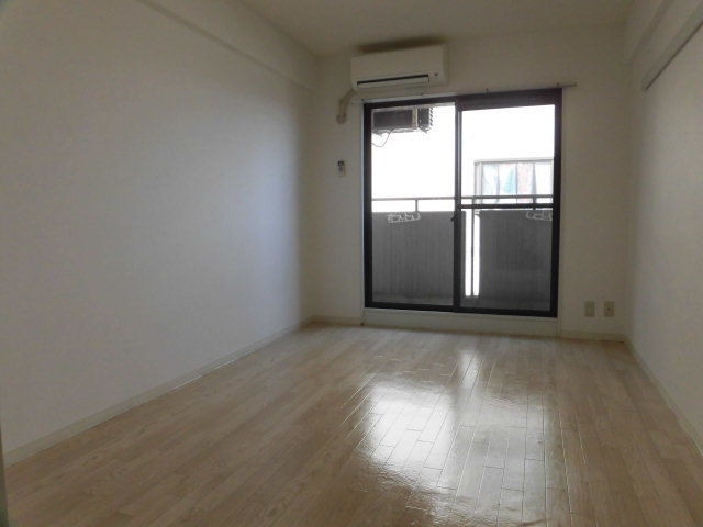 その他部屋・スペース　７帖の広々としたお部屋です