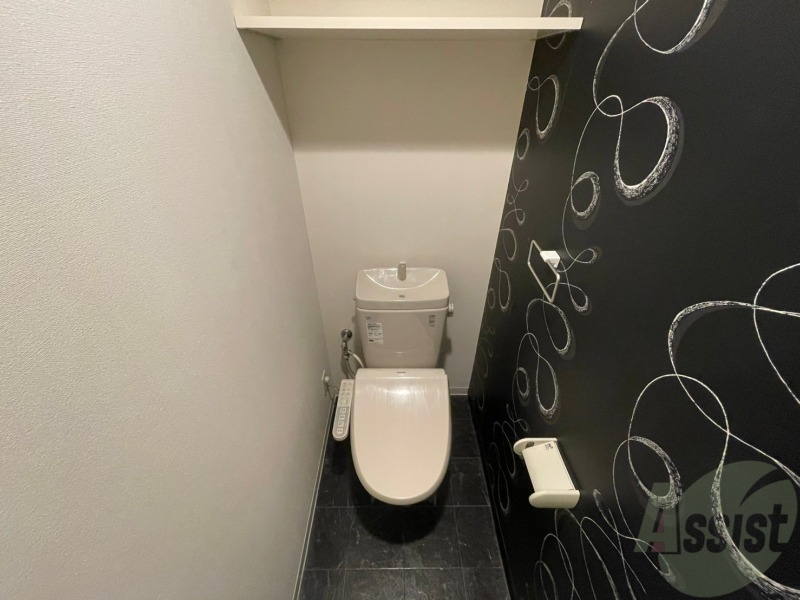 トイレ　トイレです。ウォシュレット付を探している方、おすすめです。