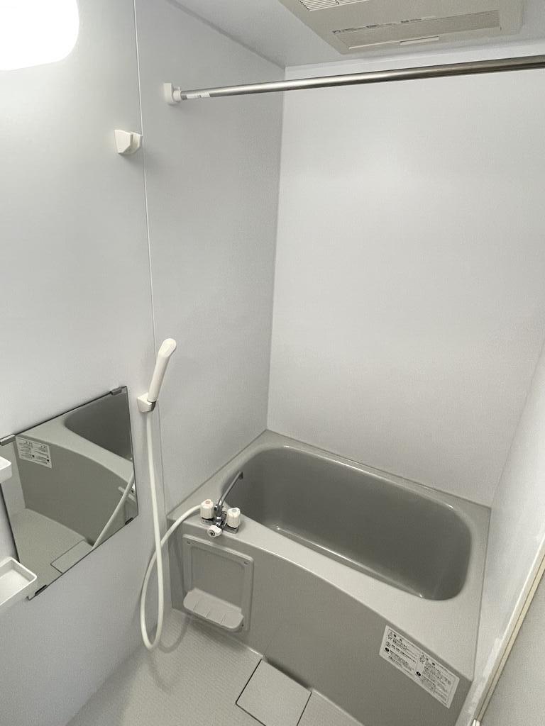 バス・シャワールーム　別のお部屋の写真になります♪