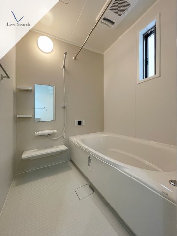 バス・シャワールーム　※同建築会社　同タイプ参考写真