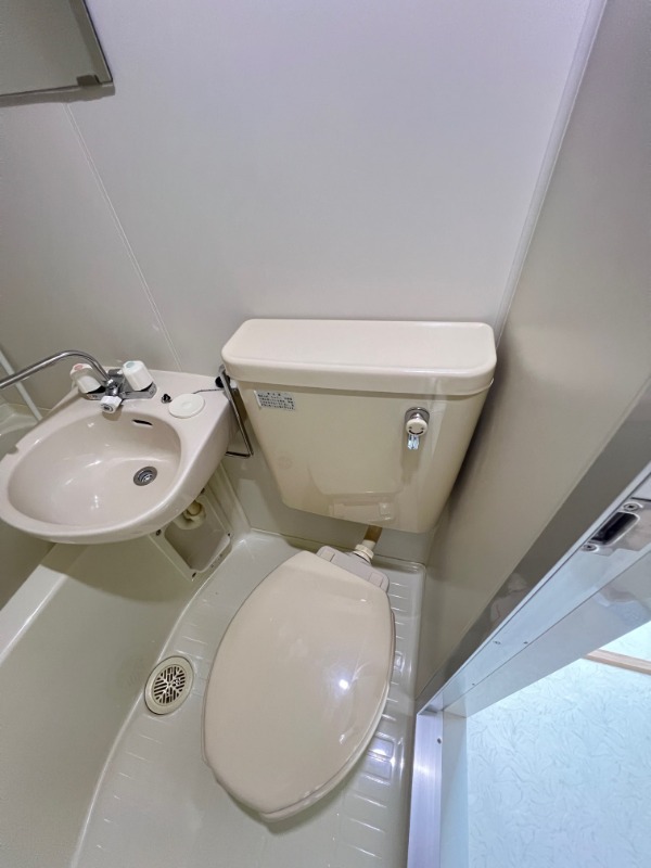 トイレ　別部屋参考写真