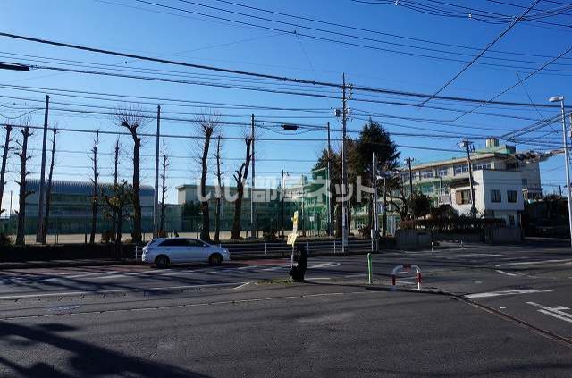 中学校　鎌ケ谷市立第二中学校（中学校）まで1083m