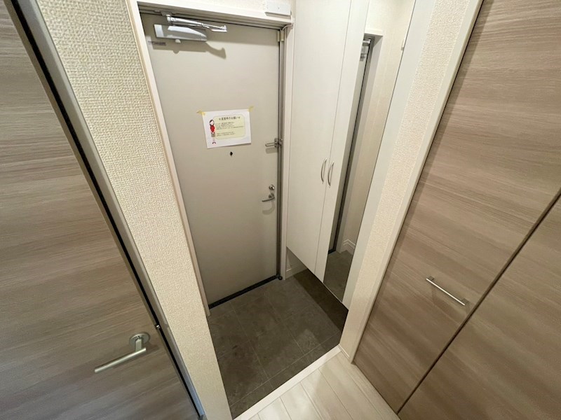 玄関　別部屋