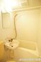 バス・シャワールーム　丸洗いできてお掃除らくらくの３点ユニットバスです！