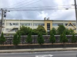 高校・高専　島根大学教育学部附属義務教育学校後期課程（高校・高専）まで891m