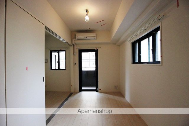 グランフォーレ箱崎プレミアの居間写真